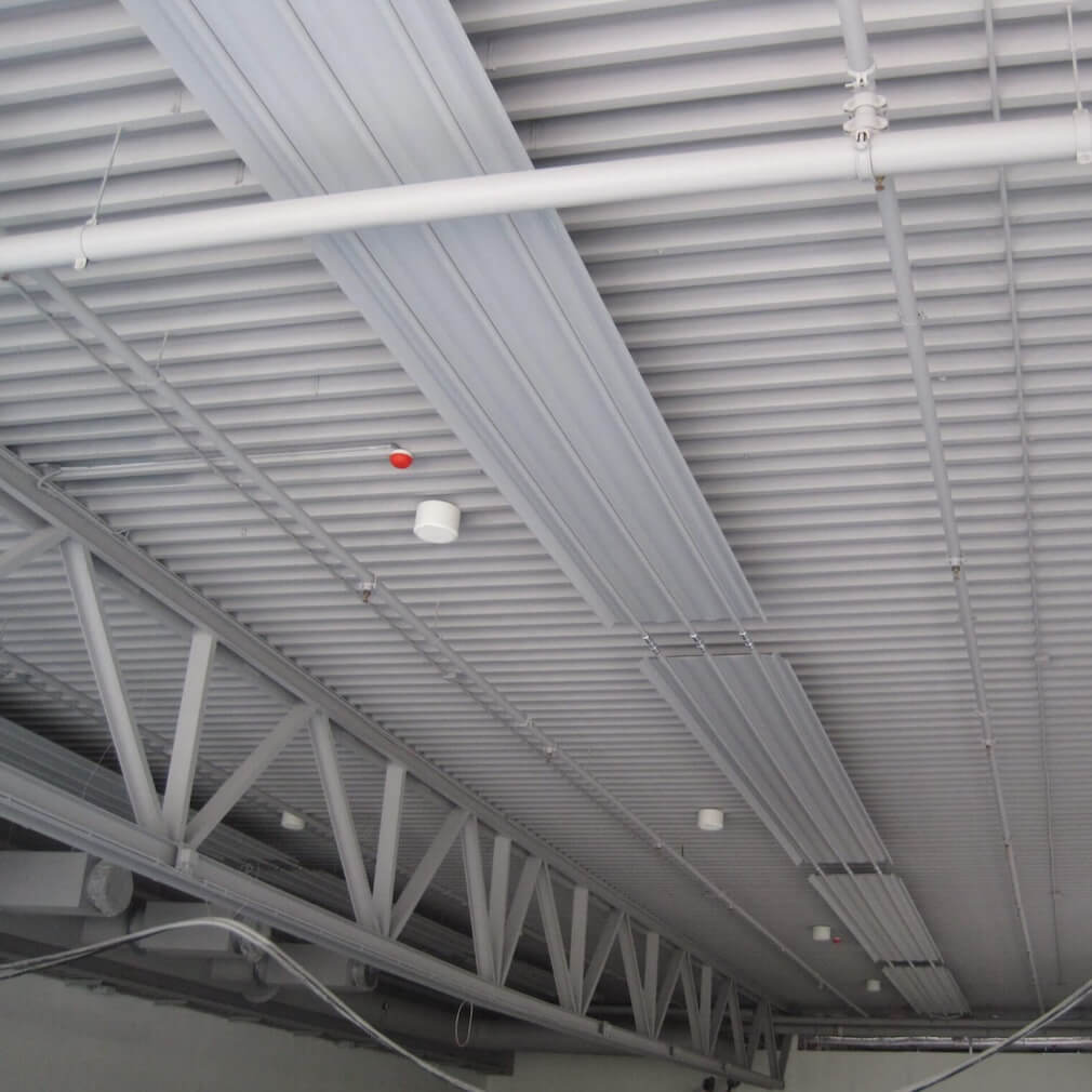 Stravent Lyngson Arena kattosäteilijä
