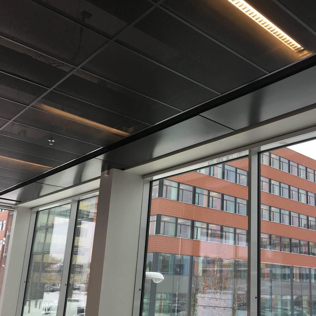 Stravent Lyngson Casa Plan kattosäteilijä erikoisvärillä